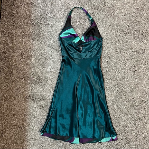 Laundry by Shelli Segal silk dress. - Picture 9 of 12